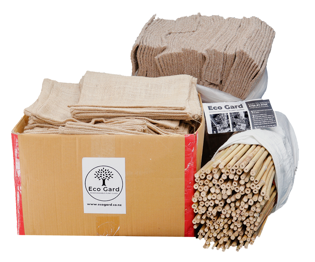Box of 100 Eco Gards with stakes and mats